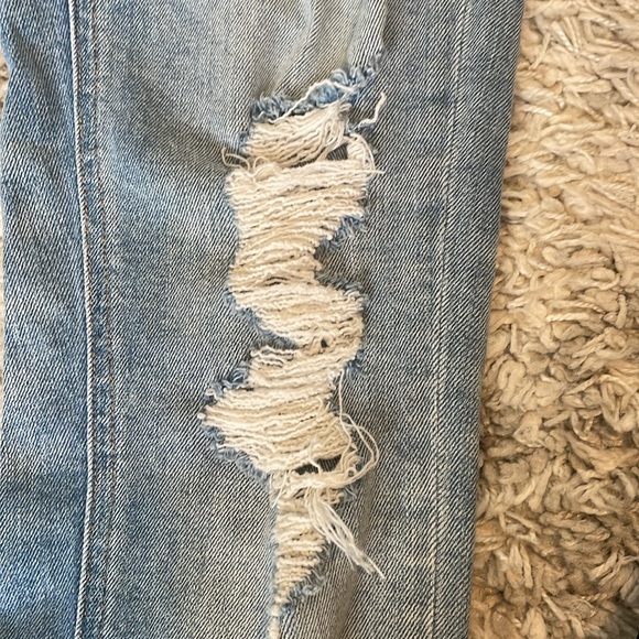American Eagle Outfitters very Distressed TOMGIRL Jeans - Picture 10 of 11